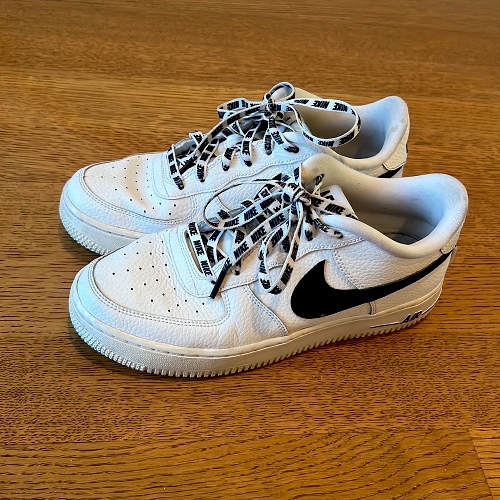 Nike Air Force 1 LV8 (GS) NBA White/Black Women’s 8 (6.5Y)